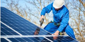 Installation Maintenance Panneaux Solaires Photovoltaïques à Seuillet